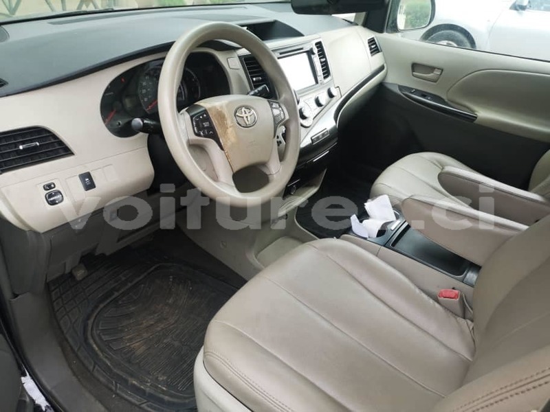 Big with watermark toyota sienna abidjan abidjan 10781