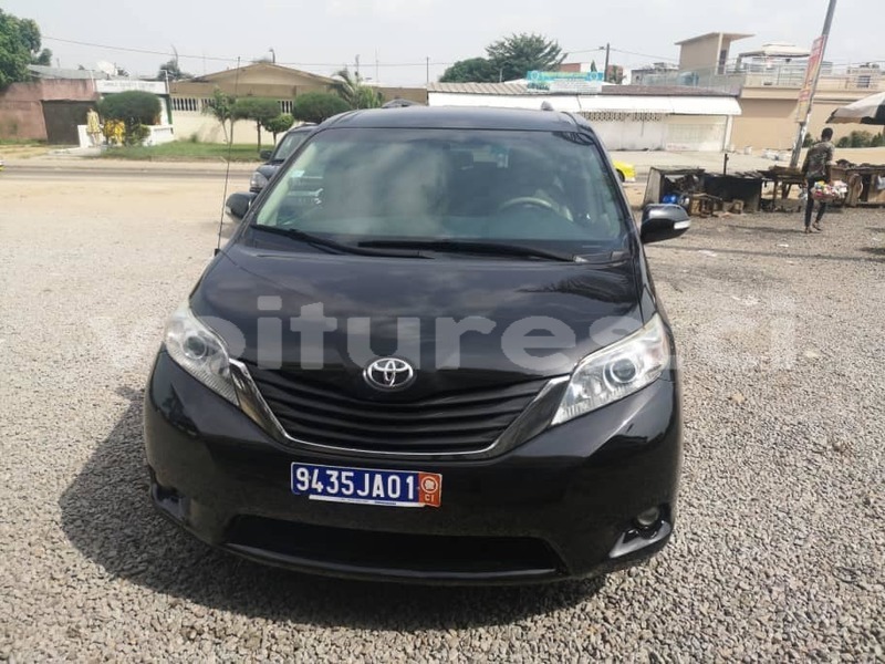 Big with watermark toyota sienna abidjan abidjan 10781