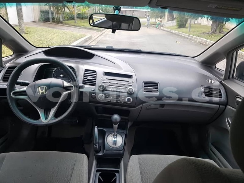 Buy used honda civic silver car in abidjan in abidjan - voitures.ci