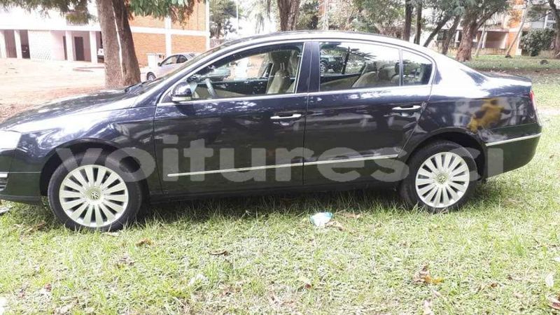 Big with watermark volkswagen passat abidjan abidjan 12658