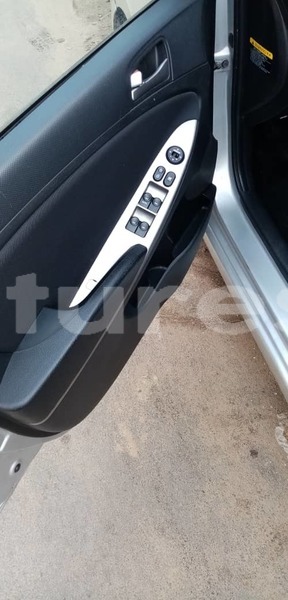 Big with watermark hyundai accent abidjan abidjan 12706