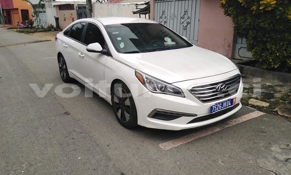 Buy Used Hyundai Sonata White Car in Abidjan in Abidjan