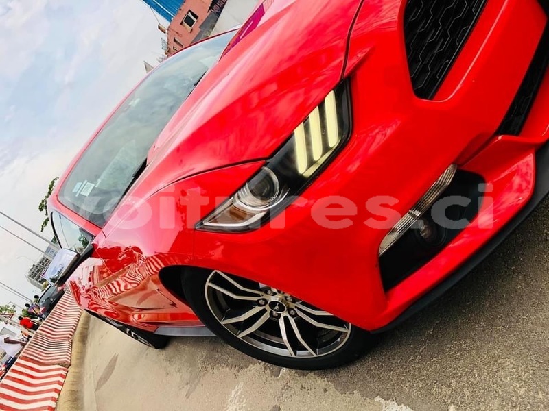 Big with watermark ford mustang abidjan abidjan 15204