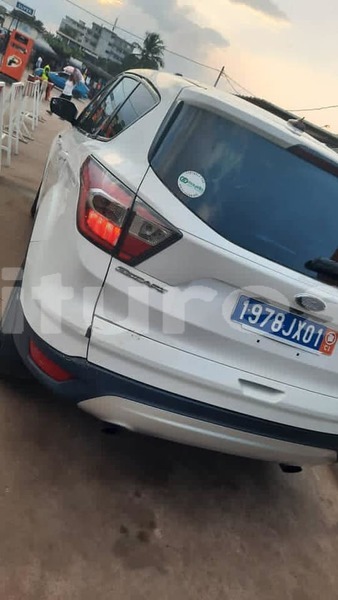 Big with watermark ford escape abidjan abidjan 15220