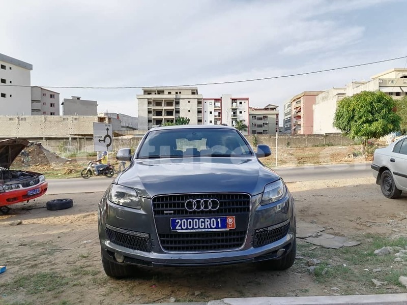 Big with watermark audi q7 abidjan abidjan 15740