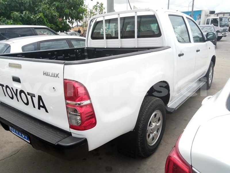 Big with watermark toyota hilux abidjan abidjan 15873