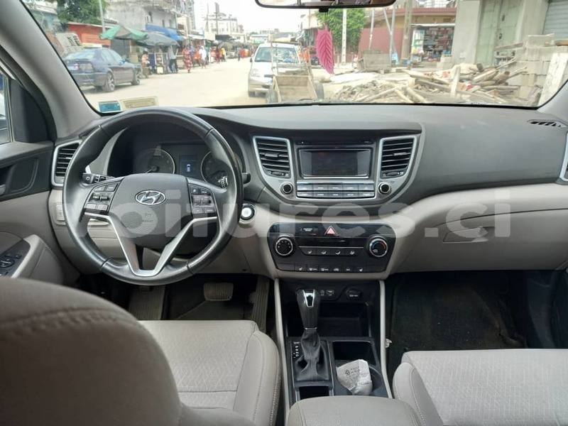 Big with watermark hyundai tucson abidjan abidjan 16182