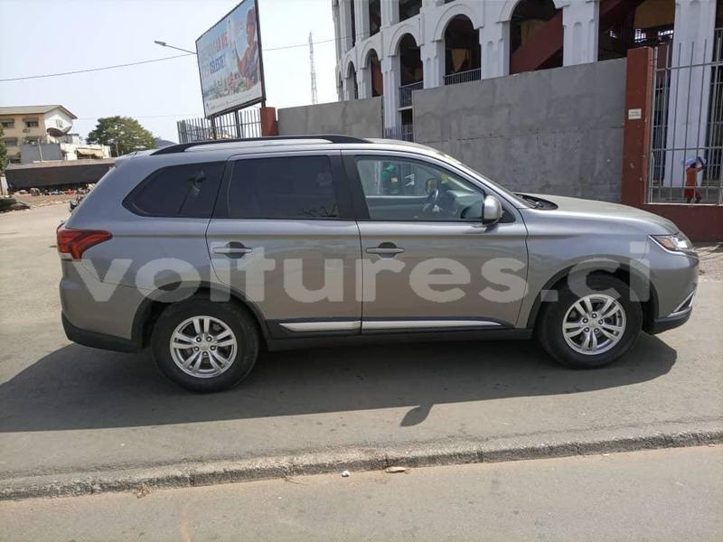 Big with watermark mitsubishi outlander abidjan abidjan 16202