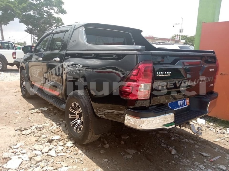 Big with watermark toyota hiluxe revo abidjan abidjan 16379