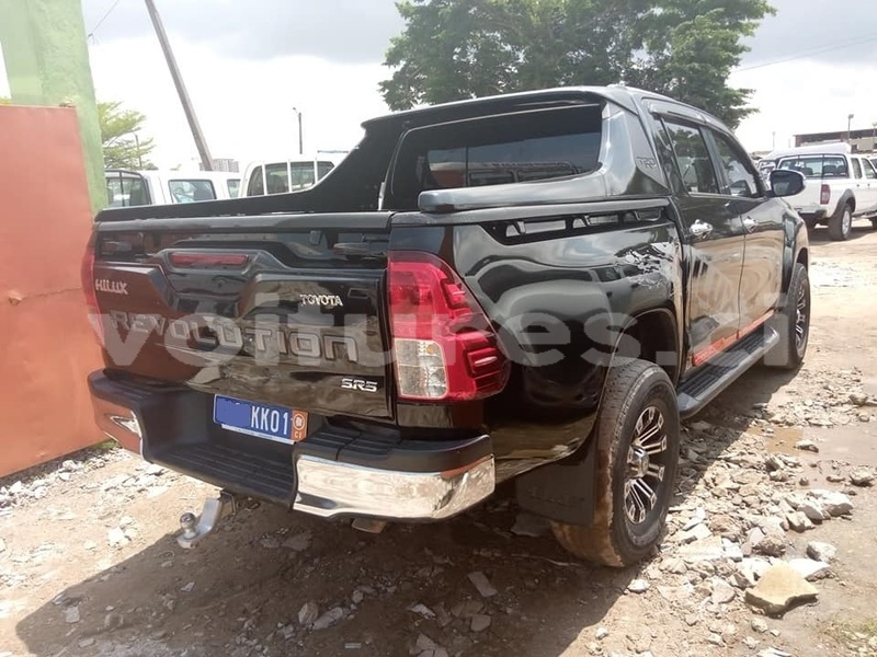 Big with watermark toyota hiluxe revo abidjan abidjan 16379