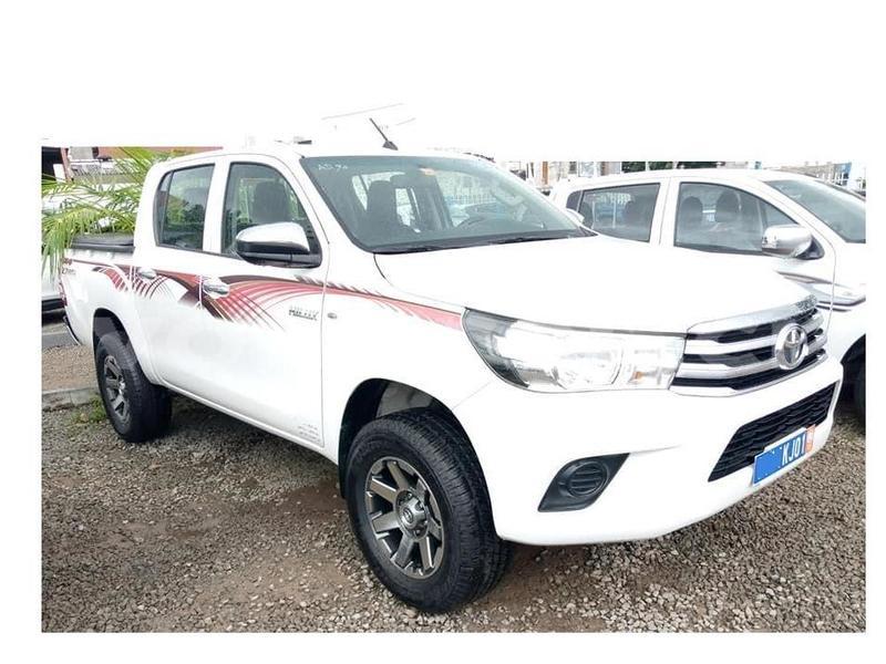 Big with watermark toyota hilux abidjan abidjan 16619