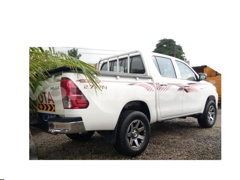 Big with watermark toyota hilux abidjan abidjan 16619