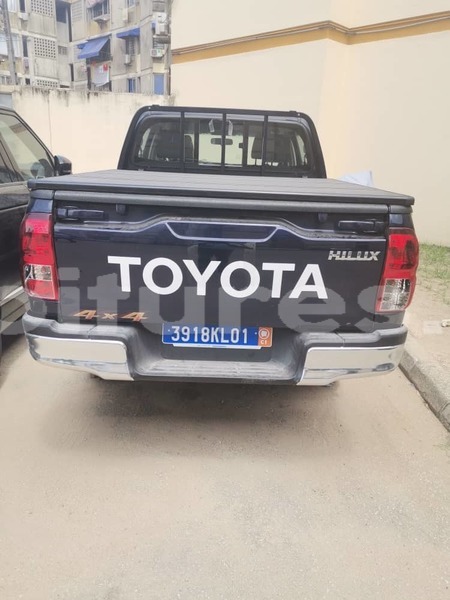 Big with watermark toyota hilux abidjan abidjan 16687