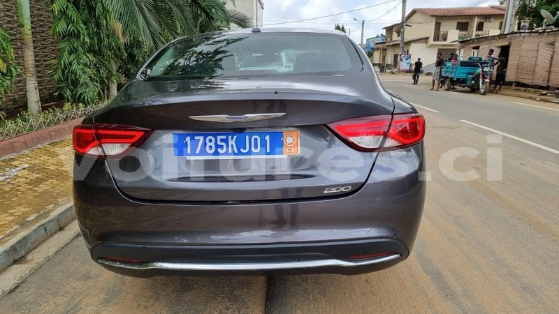 Big with watermark chrysler 200 abidjan abidjan 16760