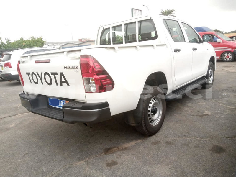 Big with watermark toyota hilux abidjan abidjan 16808