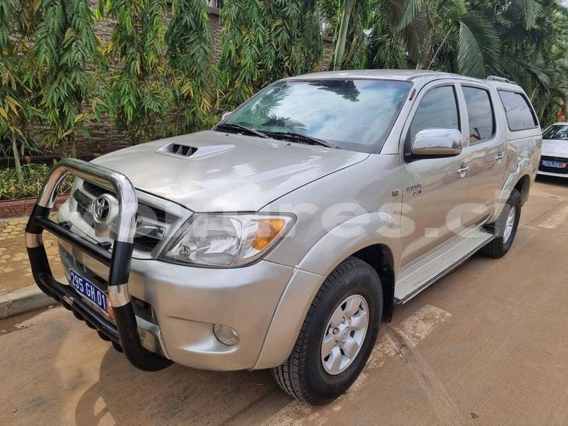 Big with watermark toyota hilux abidjan abidjan 16882