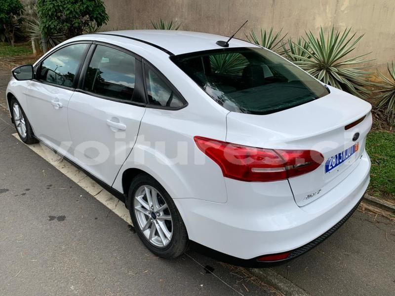 Big with watermark ford focus abidjan abidjan 17037