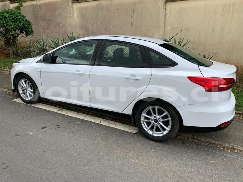 Big with watermark ford focus abidjan abidjan 17037