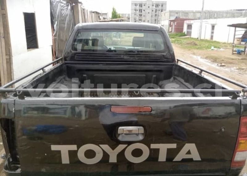 Big with watermark toyota hilux abidjan abidjan 17044