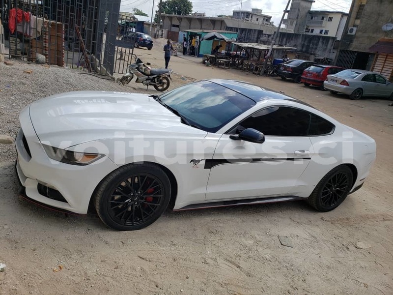 Big with watermark ford mustang abidjan abidjan 17047