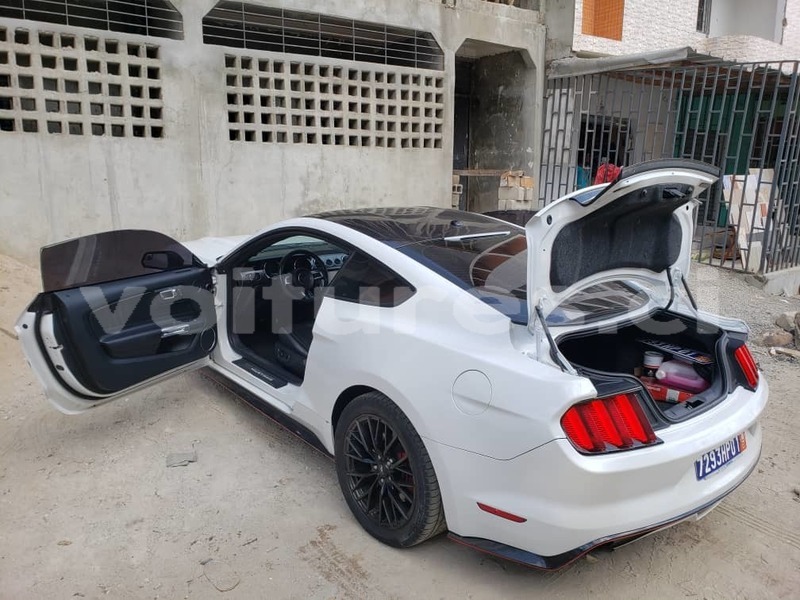 Big with watermark ford mustang abidjan abidjan 17047