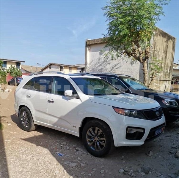 Big with watermark kia sorento abidjan abidjan 17182