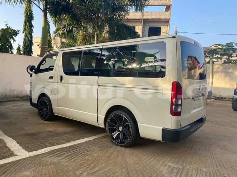 Big with watermark toyota hiace abidjan abidjan 17429