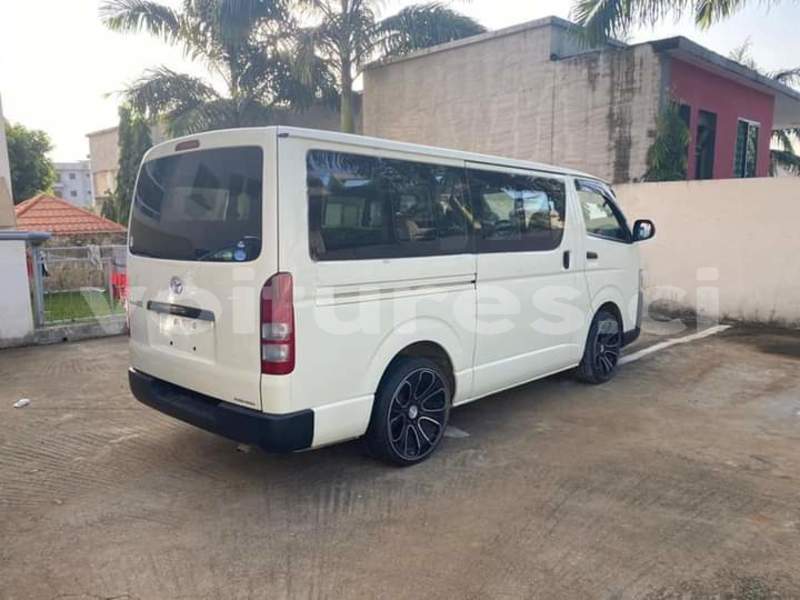 Big with watermark toyota hiace abidjan abidjan 17429