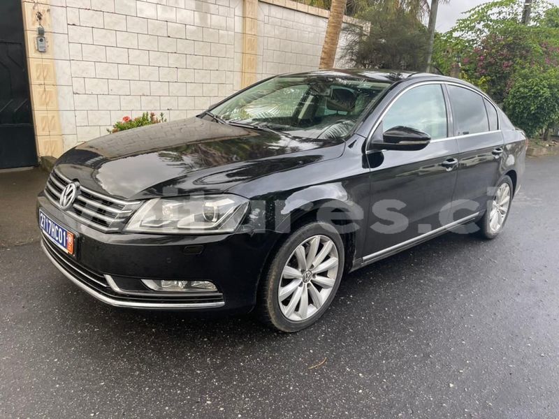 Big with watermark volkswagen passat abidjan abidjan 17686