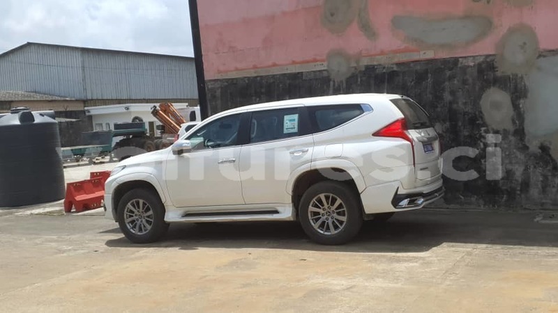 Big with watermark mitsubishi montero sport abidjan abidjan 18020