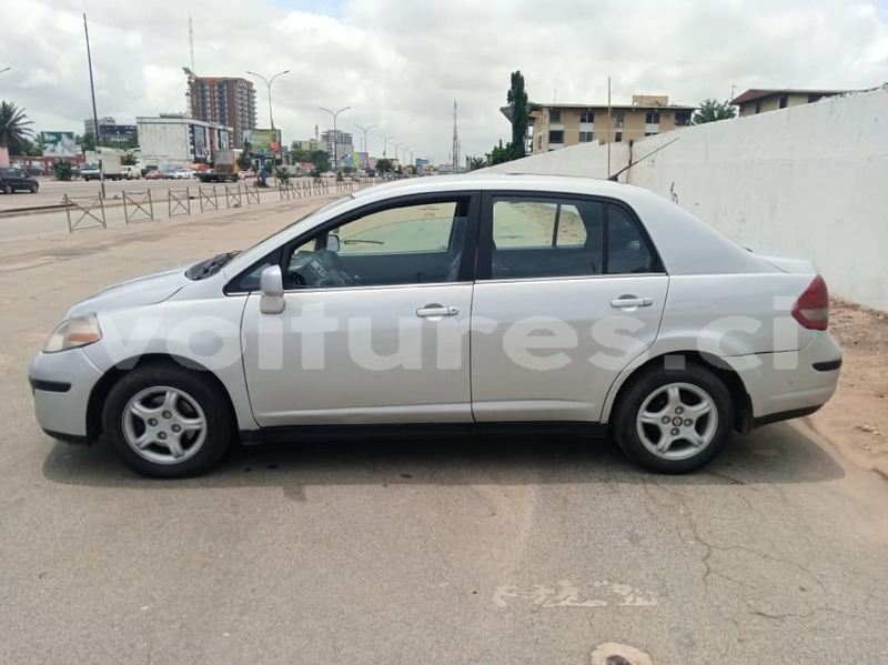 Big with watermark nissan versa abidjan abidjan 18029