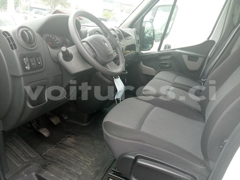 Big with watermark renault trafic abidjan abidjan 18276