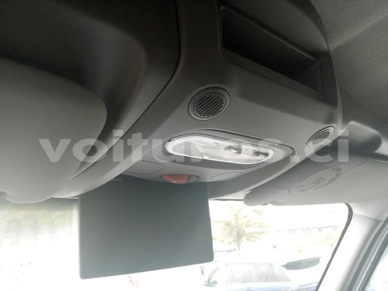 Big with watermark renault trafic abidjan abidjan 18276