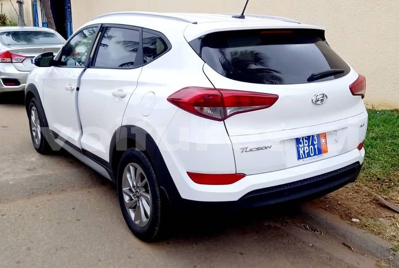 Big with watermark hyundai tucson abidjan abidjan 18282