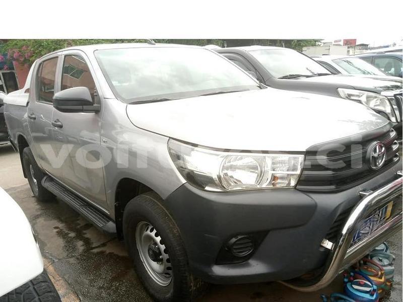 Big with watermark toyota hilux abidjan abidjan 18660