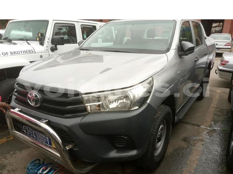 Big with watermark toyota hilux abidjan abidjan 18660