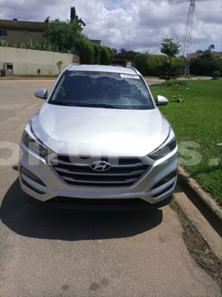 Big with watermark hyundai tucson abidjan abidjan 19002