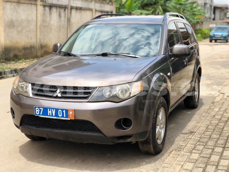 Big with watermark mitsubishi outlander abidjan abidjan 20022