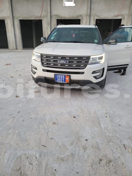 Big with watermark ford explorer abidjan abidjan 21076