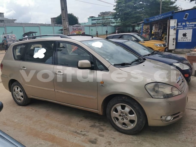 Big with watermark toyota avensis verso abidjan abidjan 21194