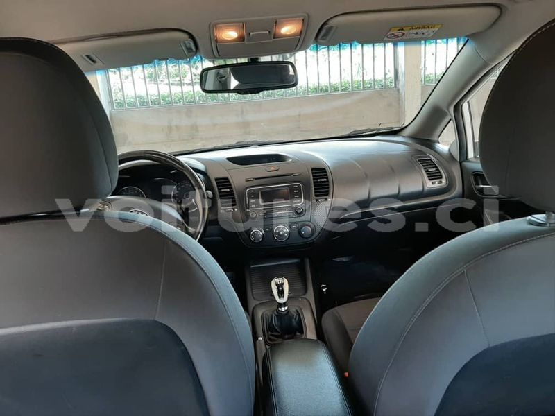 Big with watermark kia cerato abidjan abidjan 21240