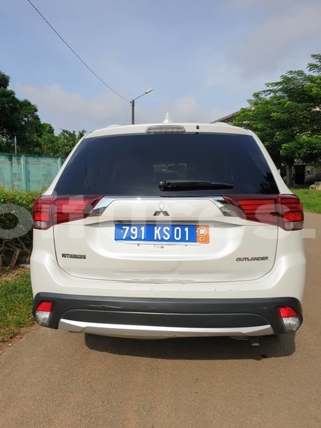 Big with watermark mitsubishi outlander abidjan abidjan 21398