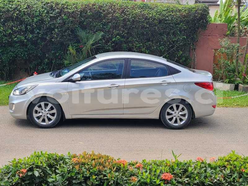 Big with watermark hyundai accent abidjan abidjan 21403