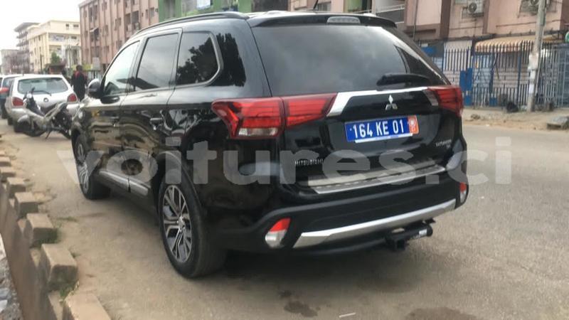 Big with watermark mitsubishi outlander abidjan abidjan 22164