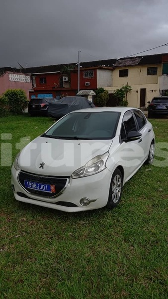 Big with watermark peugeot 208 abidjan abidjan 22199