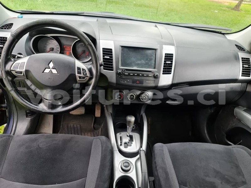 Big with watermark mitsubishi outlander abidjan abidjan 22698