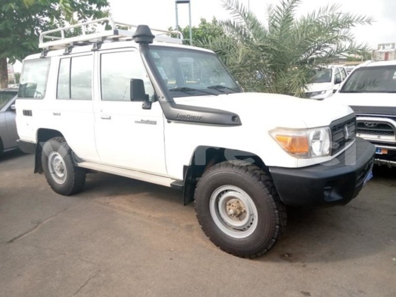 Big with watermark toyota land cruiser abidjan abidjan 22998