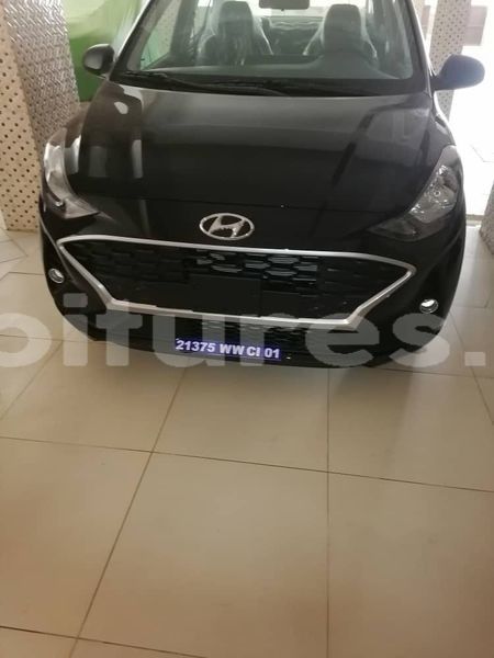 Big with watermark hyundai i10 abidjan abidjan 23610