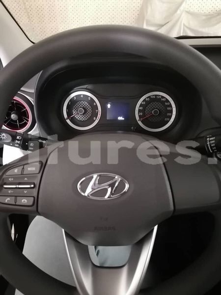 Big with watermark hyundai i10 abidjan abidjan 23610