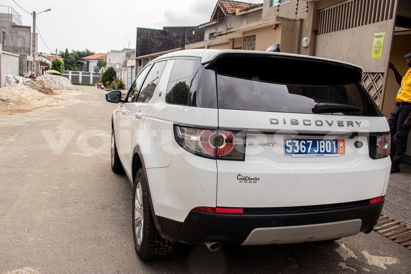 Big with watermark land rover discovery abidjan abidjan 23730